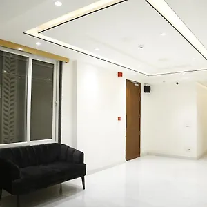 jaiminis-landmark.top-gurgaonhotels.com/
